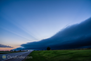 A few crepuscular rays marked the sunset outside Enid.