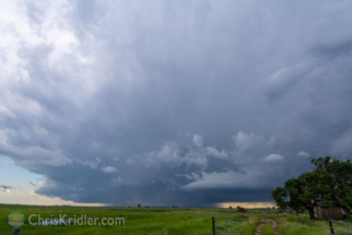 This storm had a supercellular shape at first and showed signs of rotation.