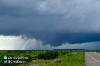 The first funnel dissipated, and the second grew (5:53 p.m.).