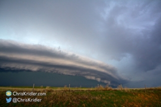 Another shot of the shelf cloud . . .