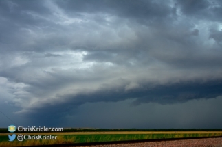 A nice shelf cloud started to form.