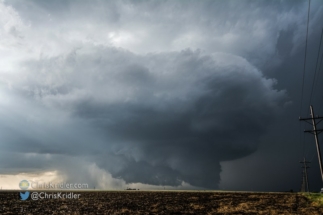 South of Dodge City, the supercell showed off a forbidding mesocyclone.