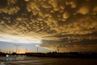 Even over a parking lot,the mammatus were amazing.