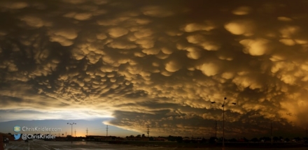 This is a panorama of multiple frames shot with my Nikon D7100. What a sky!