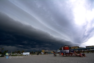 Nice striations in the shelf cloud.