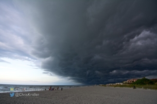 Here's the underside of the shelf cloud as it moves over the ocean.