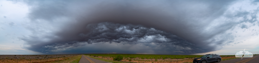 A multi-image panorama shows the arcus cloud overtaking us.